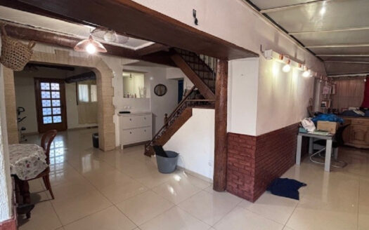 TRETS – maison/villa 8 pieces