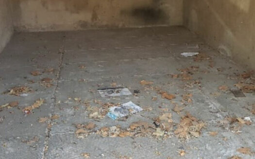 GARDANNE – parking/box