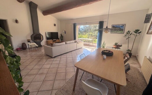 POURRIERES – maison/villa 4 pieces