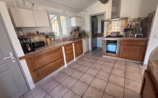 POURRIERES – maison/villa 4 pieces