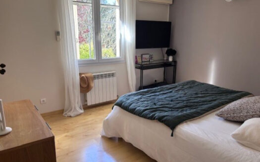 POURRIERES – maison/villa 4 pieces