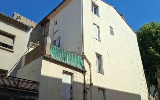TRETS – maison/villa 8 pieces